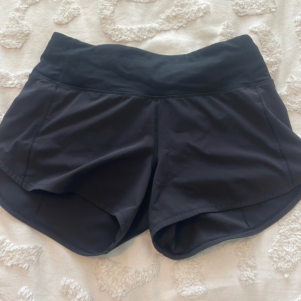black lululemon speed up shorts 4 inch inseam size 4